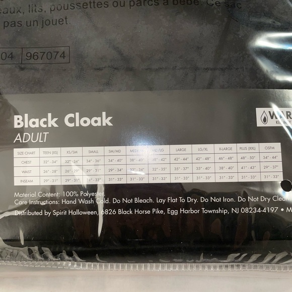 Spirit Halloween Adult black Cloak - Picture 3 of 4